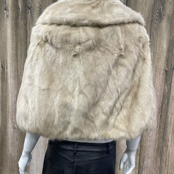 FOX FUR WRAP - Picture 1 of 2